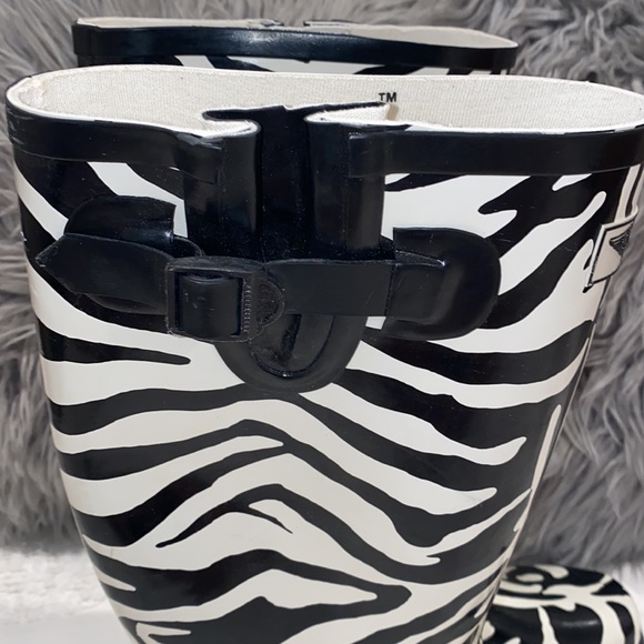 FY fashionable stylish zebra print rain boots - Picture 5 of 11